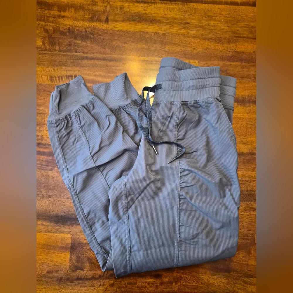 Grey Cropped Jogger Pants